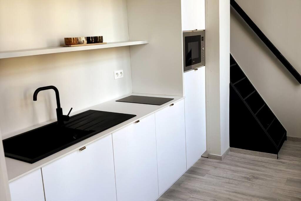 Au Cabinet Childeric Apartment Tournai Exterior photo